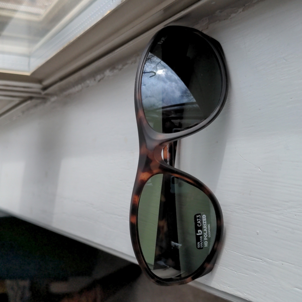 LAST CHANCE - Make an offer! Bolle Chimera Sunglasses - Tortoise Matte Polarized